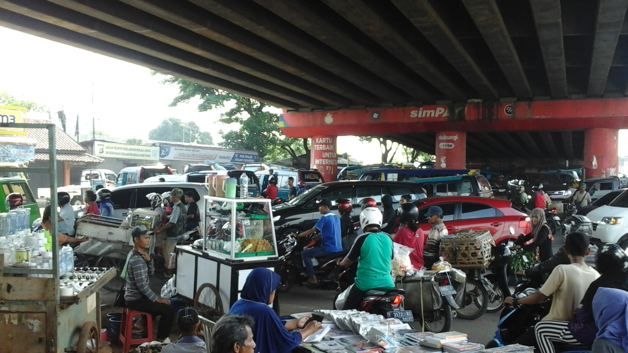 Tiap Hari Cikampek Macet Bupati Terkesan Tidak Peduli Karawang Plus